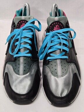 Nike Air Huarache Sneakers Athletic Womens 8 Silver Turquoise Sporty